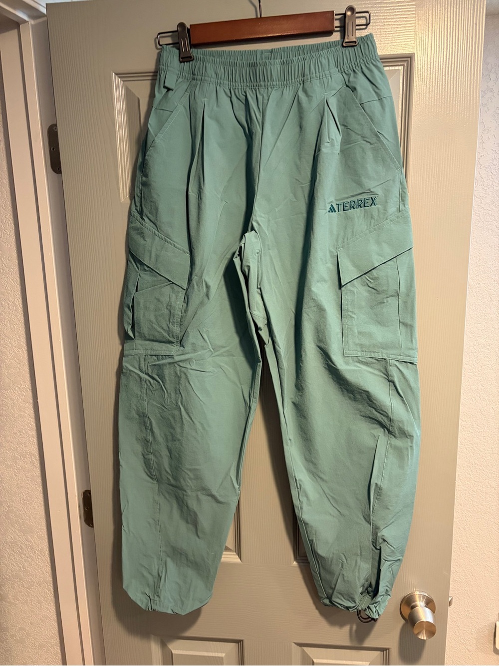 Adidas Terrex Men’s Lightweight Cargo Pants — Blue Green Small